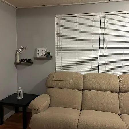 Lovely Three Bedroom Apartment Near Jersey City And Newyork Linden Exterior photo