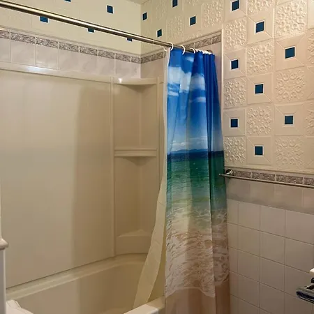 Lovely Three Bedroom Apartment Near Jersey City And Newyork Linden Exterior photo