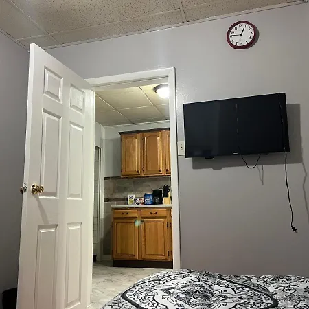 Lovely Three Bedroom Apartment Near Jersey City And Newyork Linden Exterior photo
